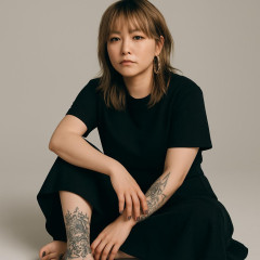 PUFFY・大貫亜美、足の甲に“がっつりタトゥー”が話題 「実は至る所にびっしり」と本人も発信 変わらない“らしさ”とは   #芸能 |  芸能人は刺青好きだね