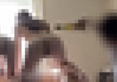【閲覧注意】まんさん、また全裸でピラミッドになってしまう