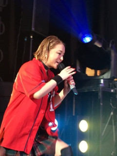 【衝撃】浜崎あゆみさん、オフショット公開で同世代なのにシワ1つ無いと話題にｗｗｗｗｗｗｗｗｗｗ