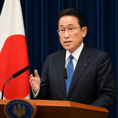 政府、ガソリン補助金縮小へ 首相「支援の在り方検討」