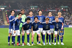 【画像】日本代表W杯アウェーユニさん、まさかのグループステージ出番なしｗｗｗｗｗｗｗｗｗｗ