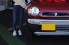 【画像】 パ〇チラ女子「納車式やんの？…まあ、別にいいよ」