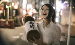 病院から親父が入院したと連絡があった。お金を払ってくれとの事だったが、おふくろは断った。親父は勤めてた会社の金を700万ほど持って女性社員と逃げたクズ。