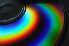タワレコのレジで会計の時「このCD俺の曲入ってんすよｗｗｗ」って言ったら不審者扱いされた