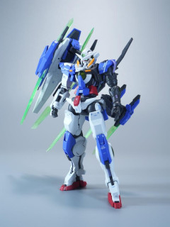 【画像】ガンプラ、海賊版がやりたい放題しすぎてクオリティの低い方が公式という馬鹿げた事になってしまうwwwwwwwww
