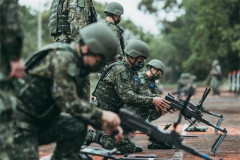 【悲報】「兵役」が義務化されたらその間、女さんは何してるの？ｗｗｗｗｗｗｗｗｗｗ
