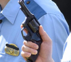 山口県警さん、コンビニトイレに実弾入り拳銃を忘れものしてしまうｗｗｗｗ