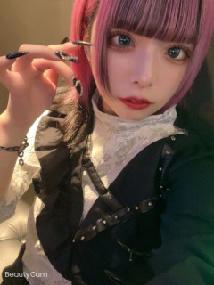 【画像】こういう「内斜視」の女子ってマジで可愛いよな