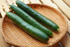 キュウリってメジャー野菜なわりに生か漬け物以外の調理法少ないよね