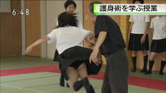【画像】JCちゃん護身術の授業でパ〇チラしてしまうｗｗｗｗｗｗｗ