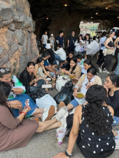 【朗報】ディズニーシー、外国人様のおかげで飲食物持ち込みがケースバイケースでOKになりそう