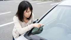 【普通？】ディーラーに車のフロントガラス修理見積もり取らせたら30万円ぐらいになったんだが？？？