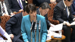 【悲報】高市早苗「文春の音声聞いたけど秘書本人かわからん」