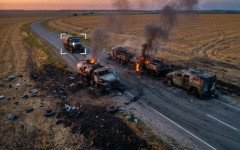ウクライナ軍、ロシア軍トラックを毎日400台超破壊…2～3割程度の補給妨害に成功！