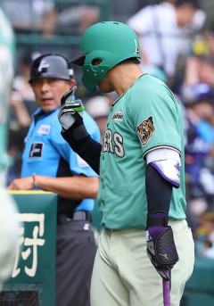 真鍋球審が阪神・森下退場を説明　「警告はしました。それでもまだ続けたので退場」　五回に自身への暴言で宣告　ジェスチャーは「皆さんが見られた通り、感じられた通り」