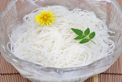 そうめん買ったけどめんつゆ買うの忘れてた