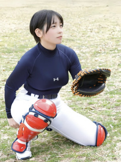 【朗報】(捕)右投げ左打ちのグラビアアイドルさん、発見されるｗｗｗｗｗ（画像あり）