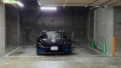 地下駐車場にめちゃくちゃ駐車ヘタクソなダサい車いたんだけどw
