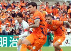 鹿島アントラーズが清水エスパルスMFマテウス・ブエノ獲得へ　FW師岡柊生はアビスパ福岡移籍か