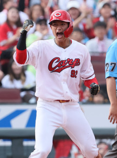 カープ名原『3戦連続タイムリー』で交流戦最下位脱出！新井監督「気合と根性。最近では珍しいタイプの選手」【監督談話/祝勝会】