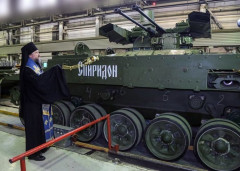 ロシア軍、戦車支援装甲車BMPTターミネーターをスピリドンに改名…敵性言語禁止で！