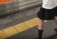 【動画】駅にガチでヤバいJKおったｗｗｗｗｗｗｗｗｗｗｗｗｗｗｗｗｗｗｗｗｗｗｗｗｗ