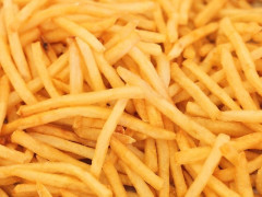 「ハンバーガーチェーン店のフライドポテト」を食べまくった中学生が死亡 →その死因は・・・