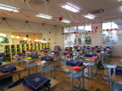 【悲報】卒業式で泣かないやつ