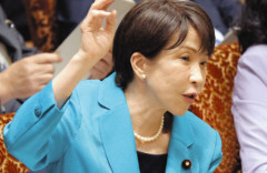 共同通信「総裁選で小泉批評動画を作った人物と高市首相の秘書がやりとりしたメッセージを入手した。電話番号は秘書本人のものと確認」