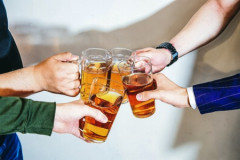 【画像】先日のネット民オフ会の集合写真wwwwwww