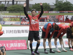 FWカズが今季最終戦に堂々先発21分間　Ｊ最年長出場記録を59歳3カ月12日に更新　今季は先発4試合を含め6戦出場