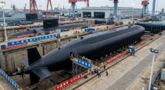 衛星で確認された中国の新型潜水艦…艦橋のない「海中幽霊」の可能性！