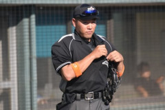 【悲報】バット直撃で頭部負傷の川上拓斗審判員、1か月半たっても意識回復せず