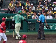 阪神森下翔太が暴言退場　11球団ファン「森下が悪い反省しろ」阪神ファン