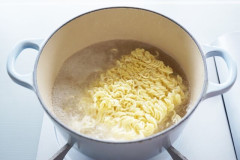 インスタント袋めん、醤油味なら何が美味い？