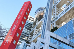 【悲報】赤字のフジテレビさん、ロケ弁当は1食550円まで「のり弁か鮭弁当ならOKで、幕内弁当はNG」