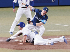 【中日】細川の牽制死　井上一樹「ありえない（俺は悪くない！）」堂上コーチ「細川は悪くない！（俺が悪い）」