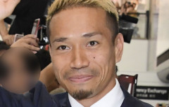 「長友だけが目立ちすぎ」「こんな事をさせる為に大事な一枠を？」長友佑都に違和感指摘する声　“盛り上げ隊長”の真意