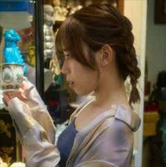 伊達さゆりさん、谷間開示！！！