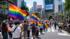 【速報】子供向け、やさしい朝日新聞『「多様性や平等を」虹色の旗🌈掲げ、1万5千人が東京・渋谷を行進しました』こんなんばっか、危険すぎないか？