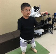 女さん「子どもの写真張るとか...子供産めない人の気持ち考えろよ！」乙武「...へぇ」