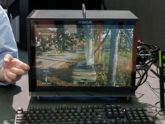 側面がディスプレイになってるPCケース、発売される