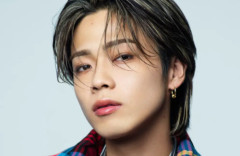 超人気ユーチューバー・コムドットのやまとさん、K-POPグループメンバーのグッズを丸パクリして謝罪「流石にパクリすぎました」