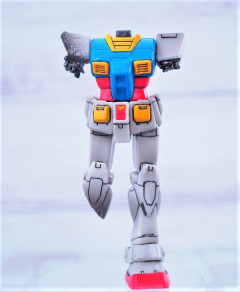 ガンダムって欠損しても全く痛々しくないしもっと気軽にダメージverのフィギュア出して欲しい