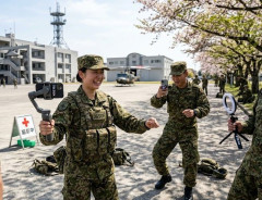 自衛隊「Z世代はティクックトックしか見ない」…防衛白書、ショート動画で初解説へ！