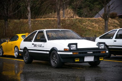 【悲報】おまえらなんで頭文字Dとか湾岸ミッドナイトとか嫌いなの？