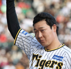 大山悠輔、打率.041に