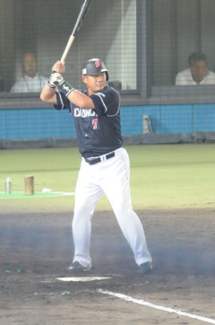 【困惑】山﨑武司さん「息子とは去年から連絡が取れなかったので俺は関係ない」・・・・・・・・・