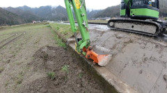 【悲報】ユンボで法面成形してるのにドカタ扱いされたんやが