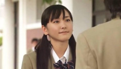 【画像】新垣結衣さん、なんか違う感じになる